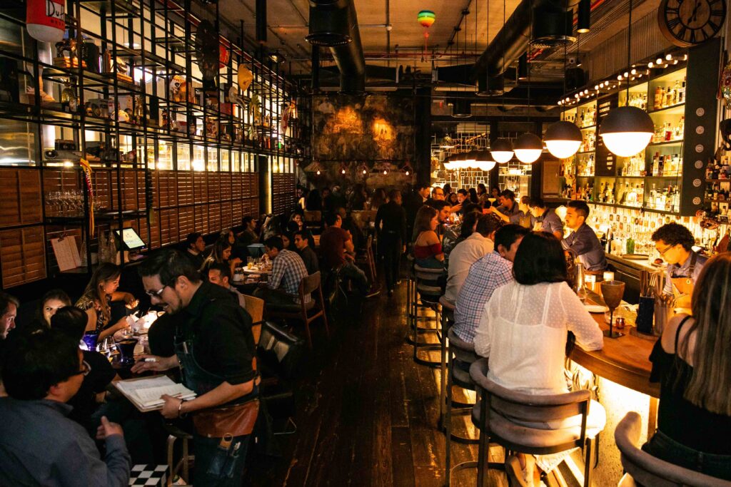 Lima de noche: los increíbles bares de sus barrios más cosmopolitas