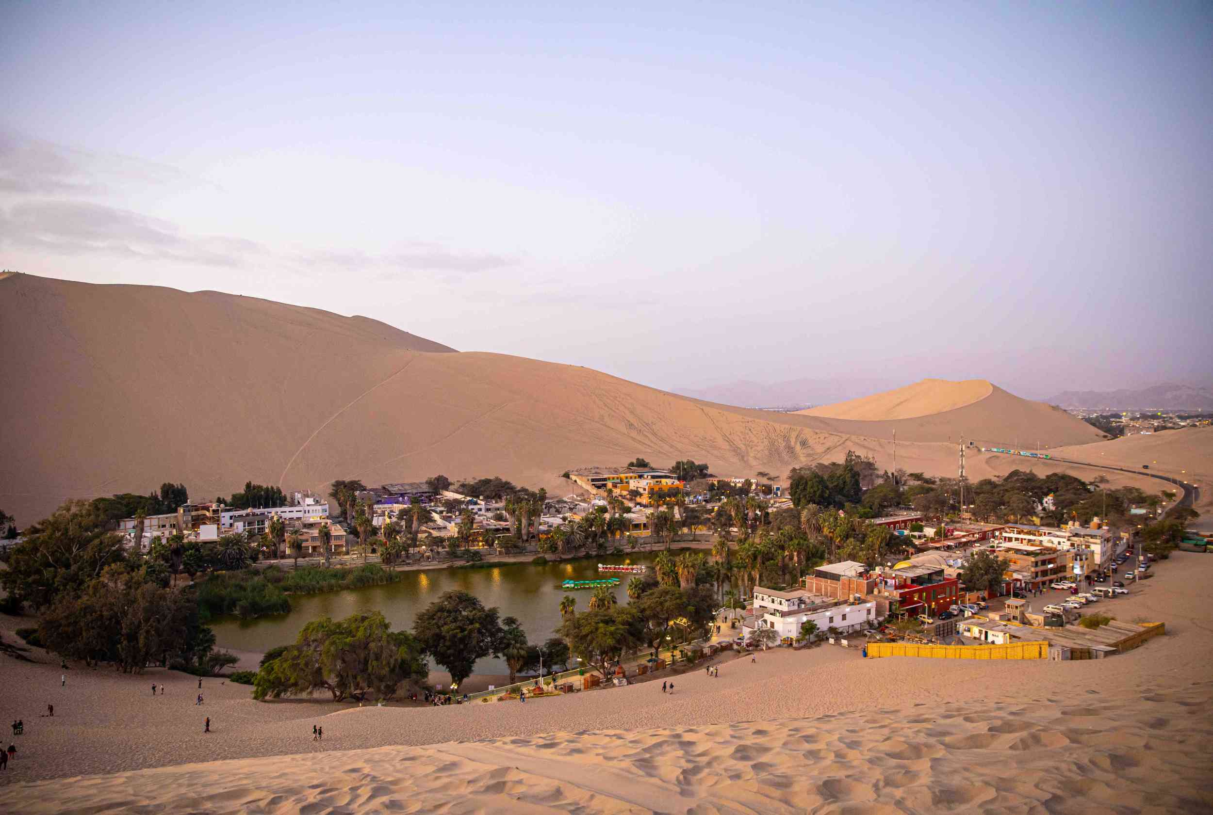 Laguna de Huacachina, Ica - Créditos_ PROMPERÚ